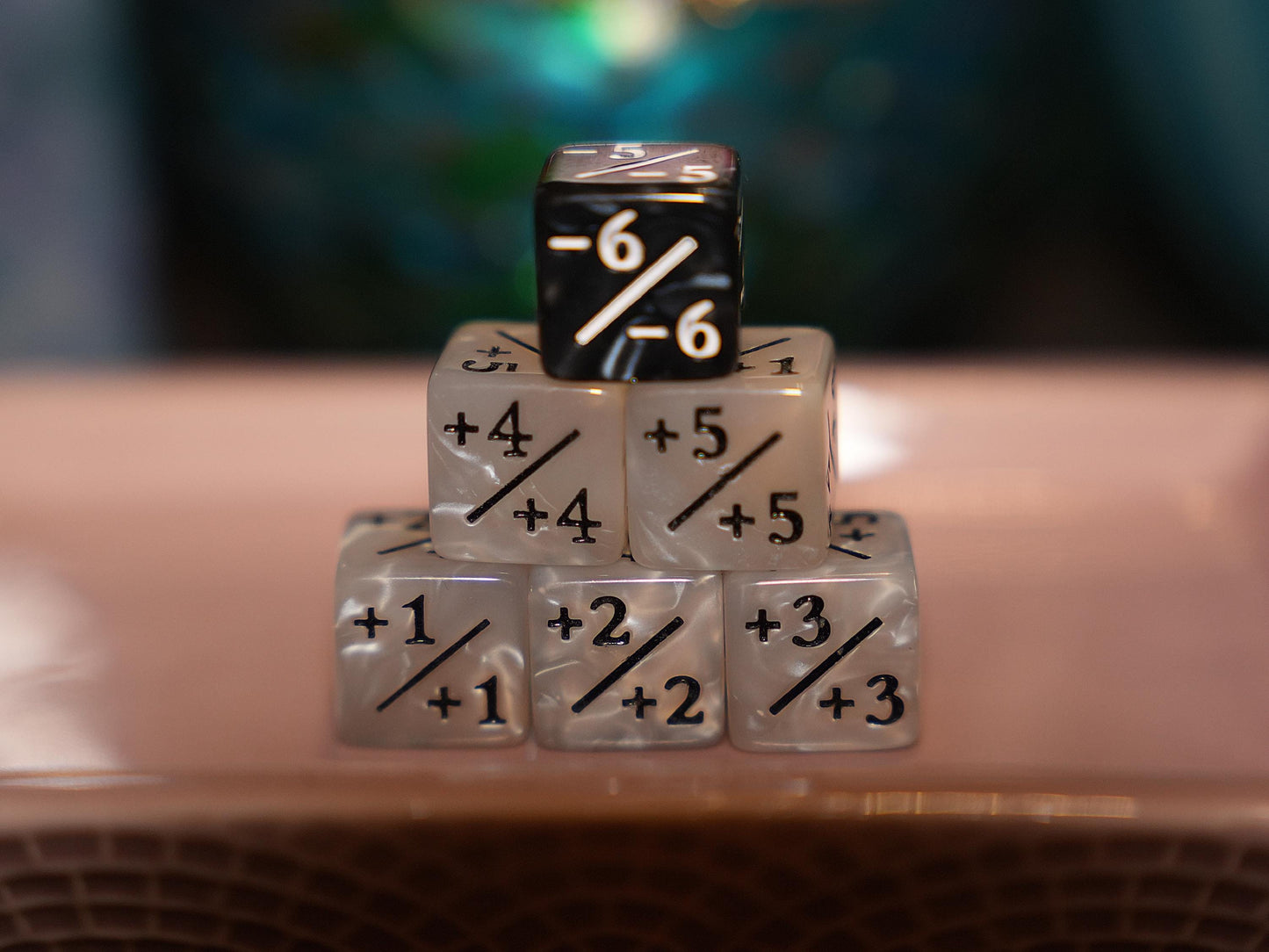 Counter Dice + / - , Magic TCG, White Grey Marble Color Theme, perfect for any magic the gather deck! Edh, Cedh Deck! Great MTG Gift!
