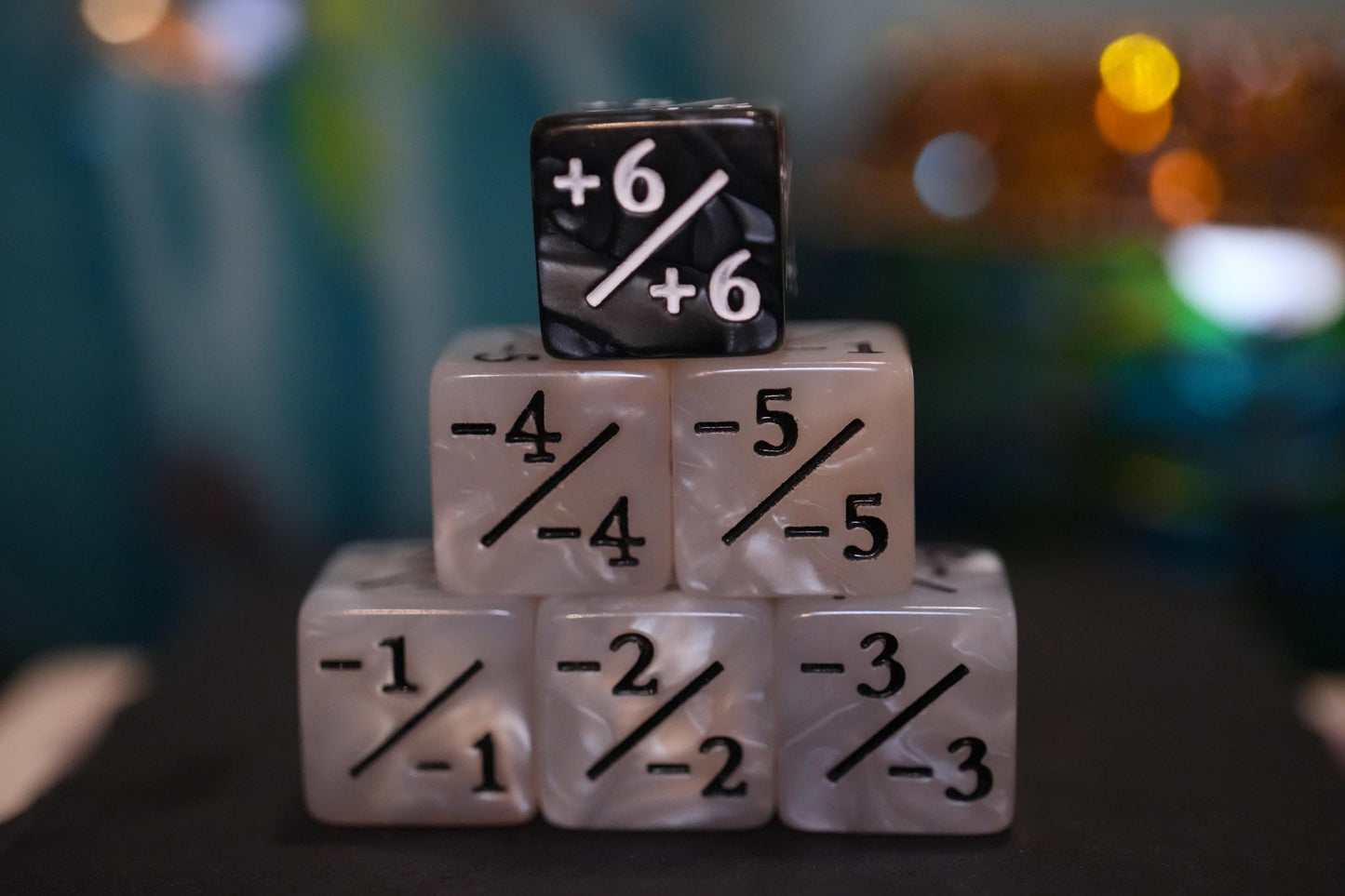 Counter Dice + / - , Magic TCG, Grey White (Reversed) Marble Color Theme, perfect for any magic the gather deck! Edh, Cedh Magic Deck!